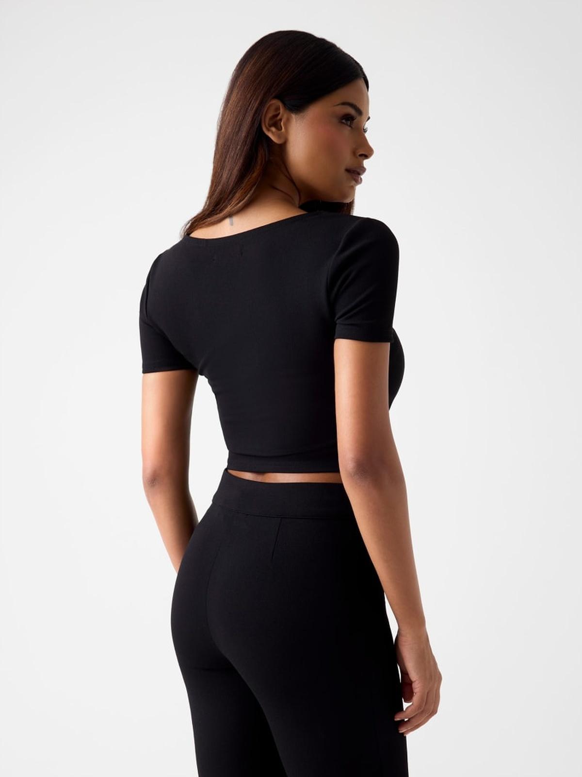 W6RP08KCBO2/JBLK GUESS