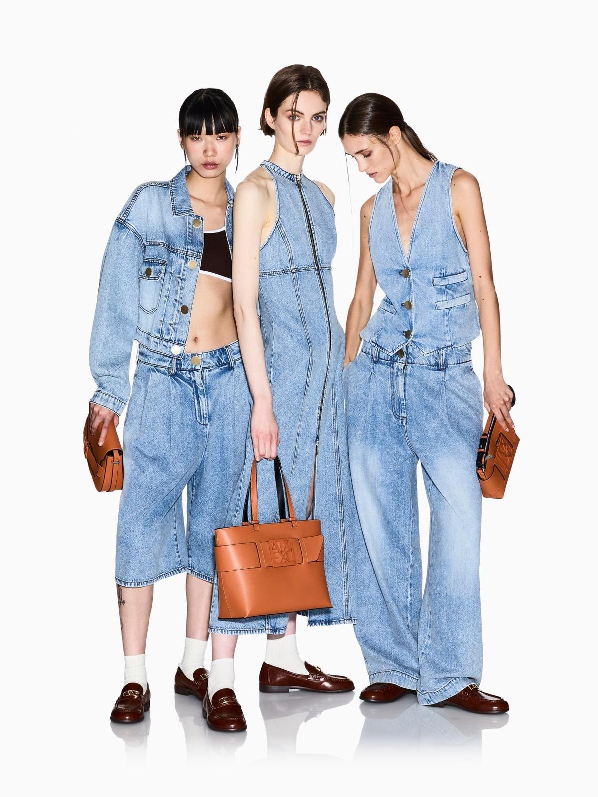 XW002263 AF21338/MB001 ARMANI EXCHANGE