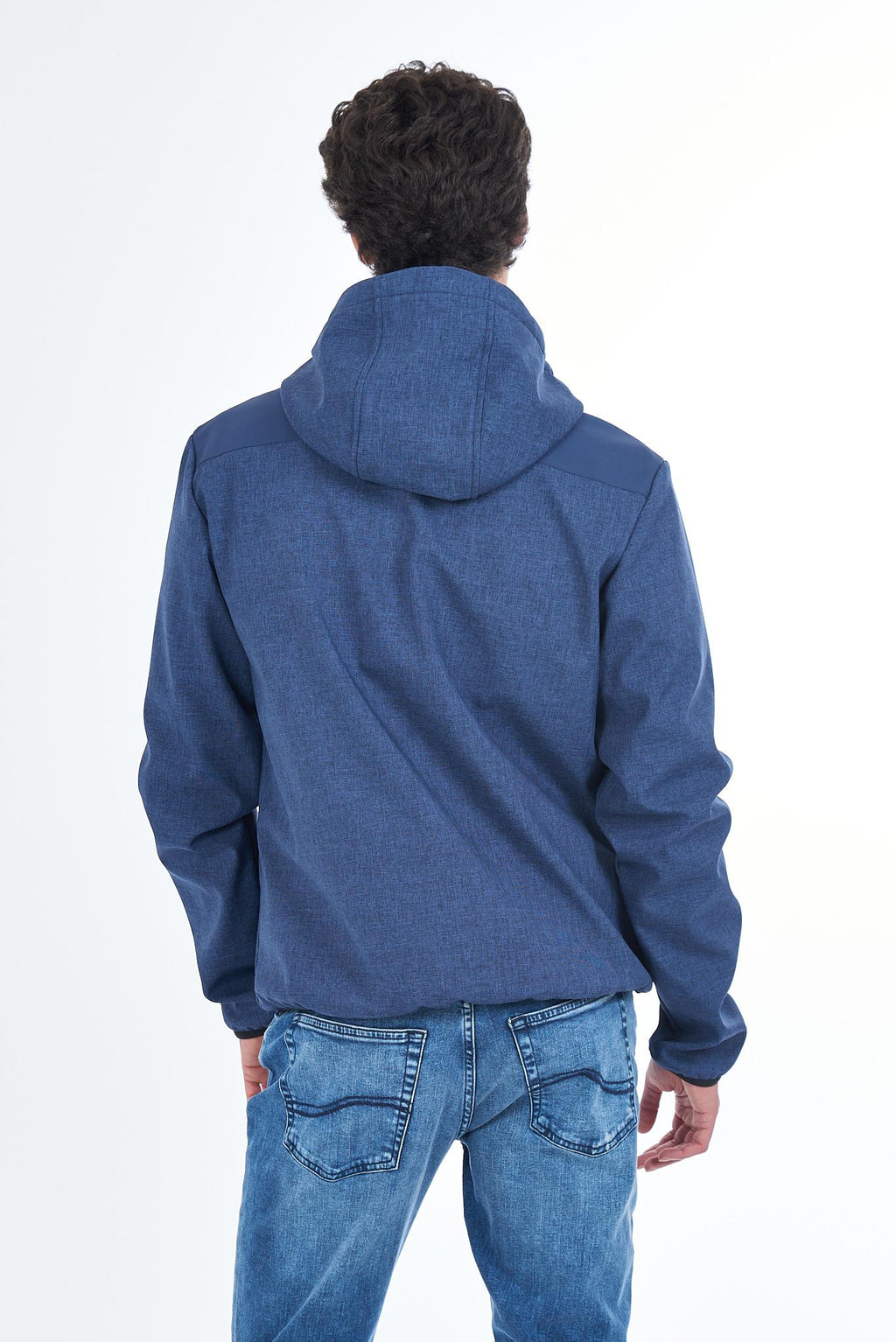 J854 QQ00/0713 YES ZEE