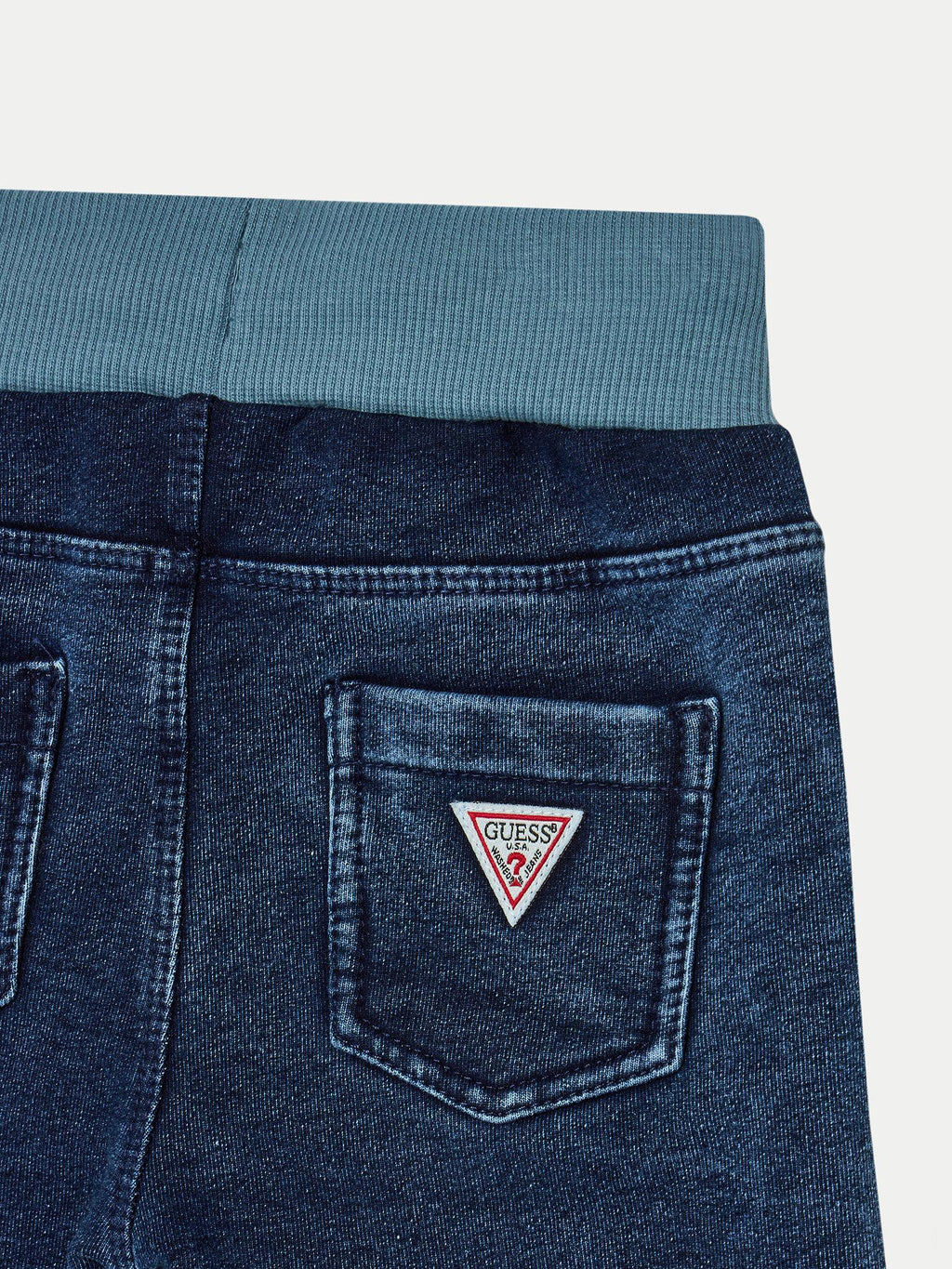 I5RG18K8HM4/G011 GUESS