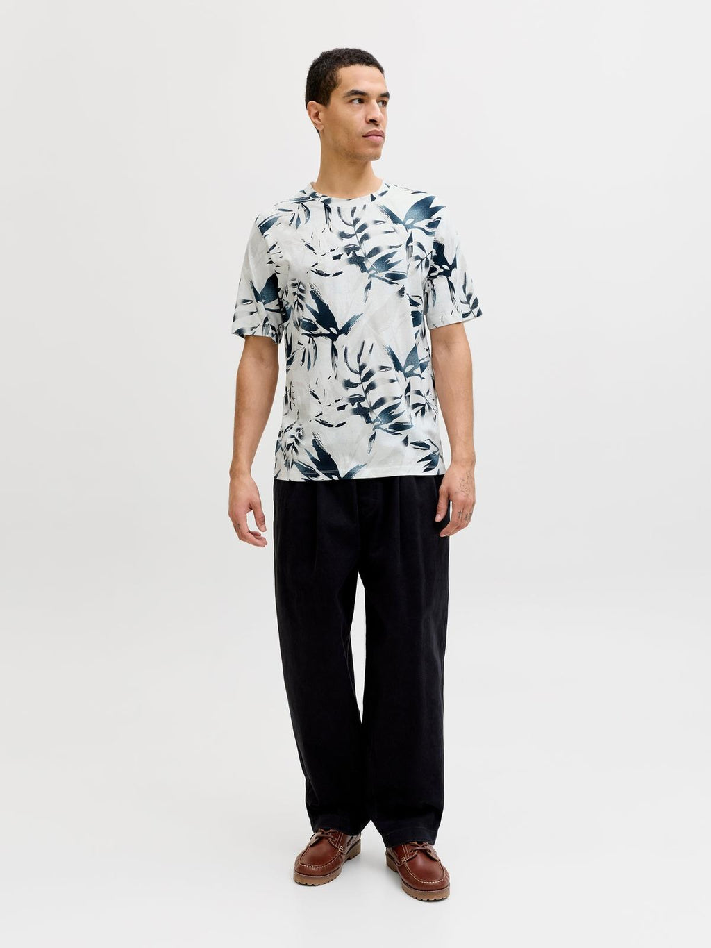 JJHONOLULU AOP TEE SS CREW NECK 