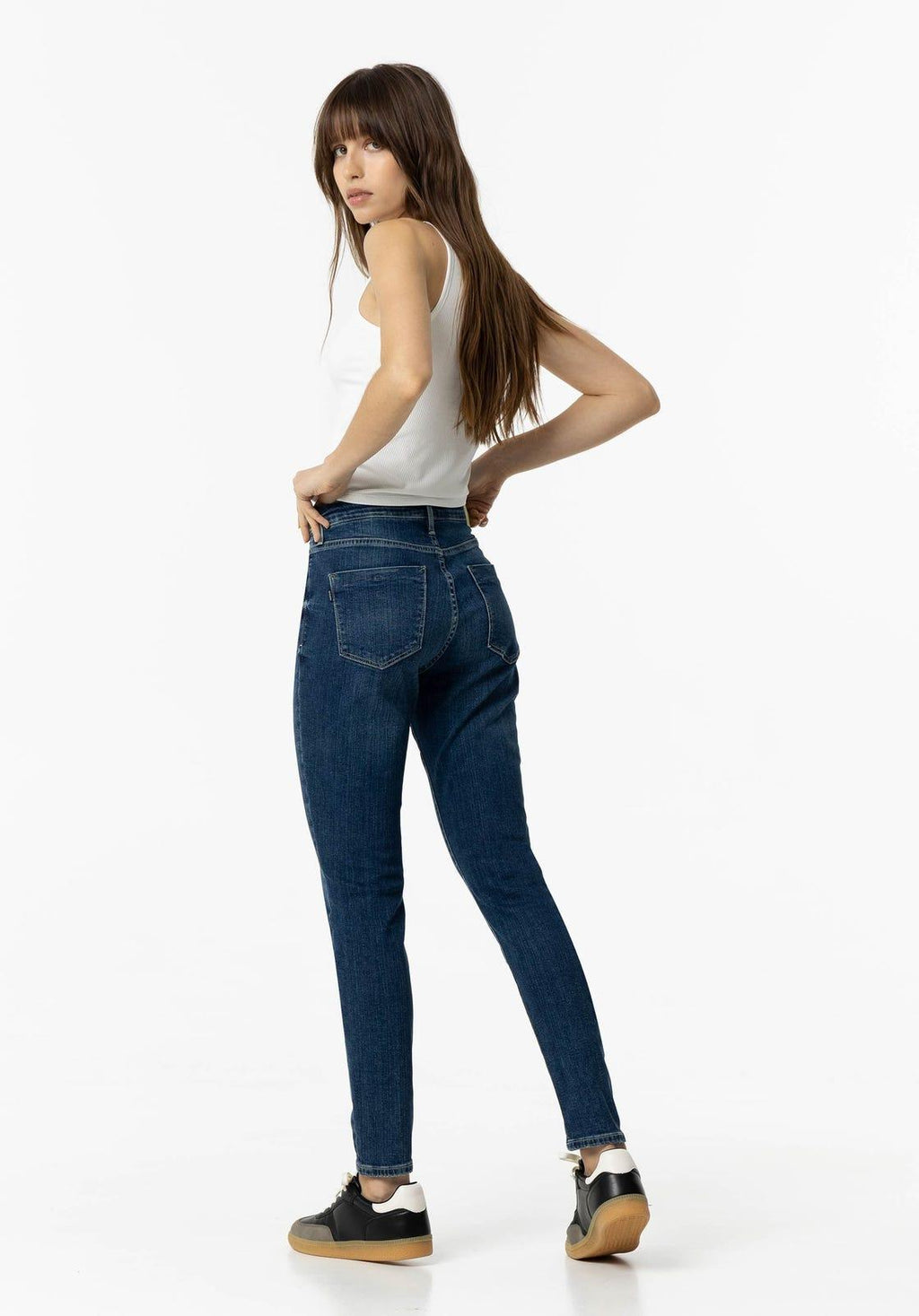 10054023/M1028 TIFFOSI