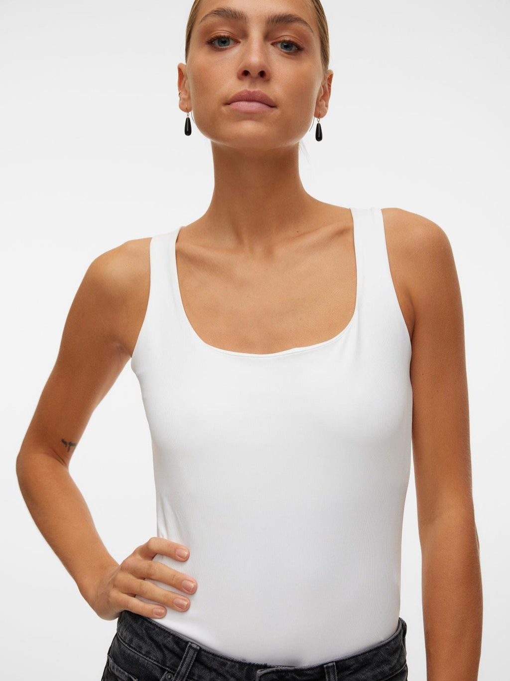 10305800/Bright White VERO MODA