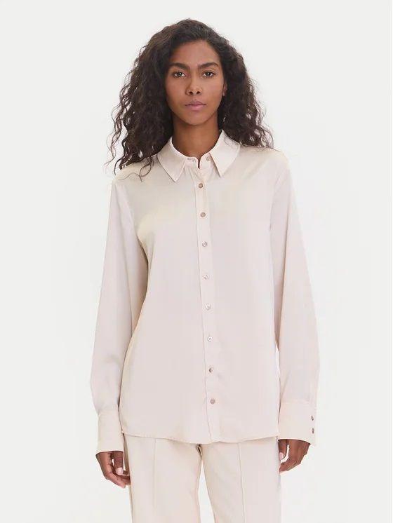 W5YH03WF1T2/G1F7 GUESS