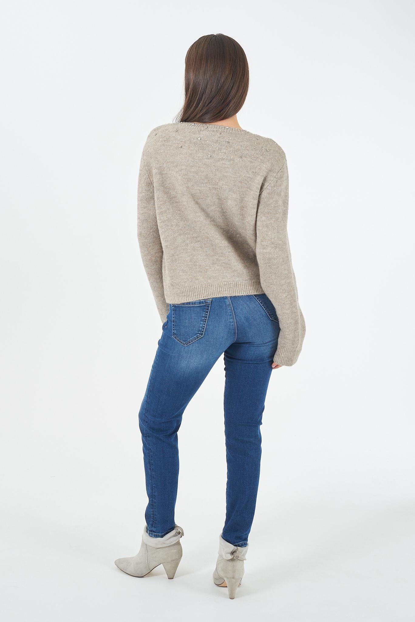 M082 JZ00/0212 YES ZEE