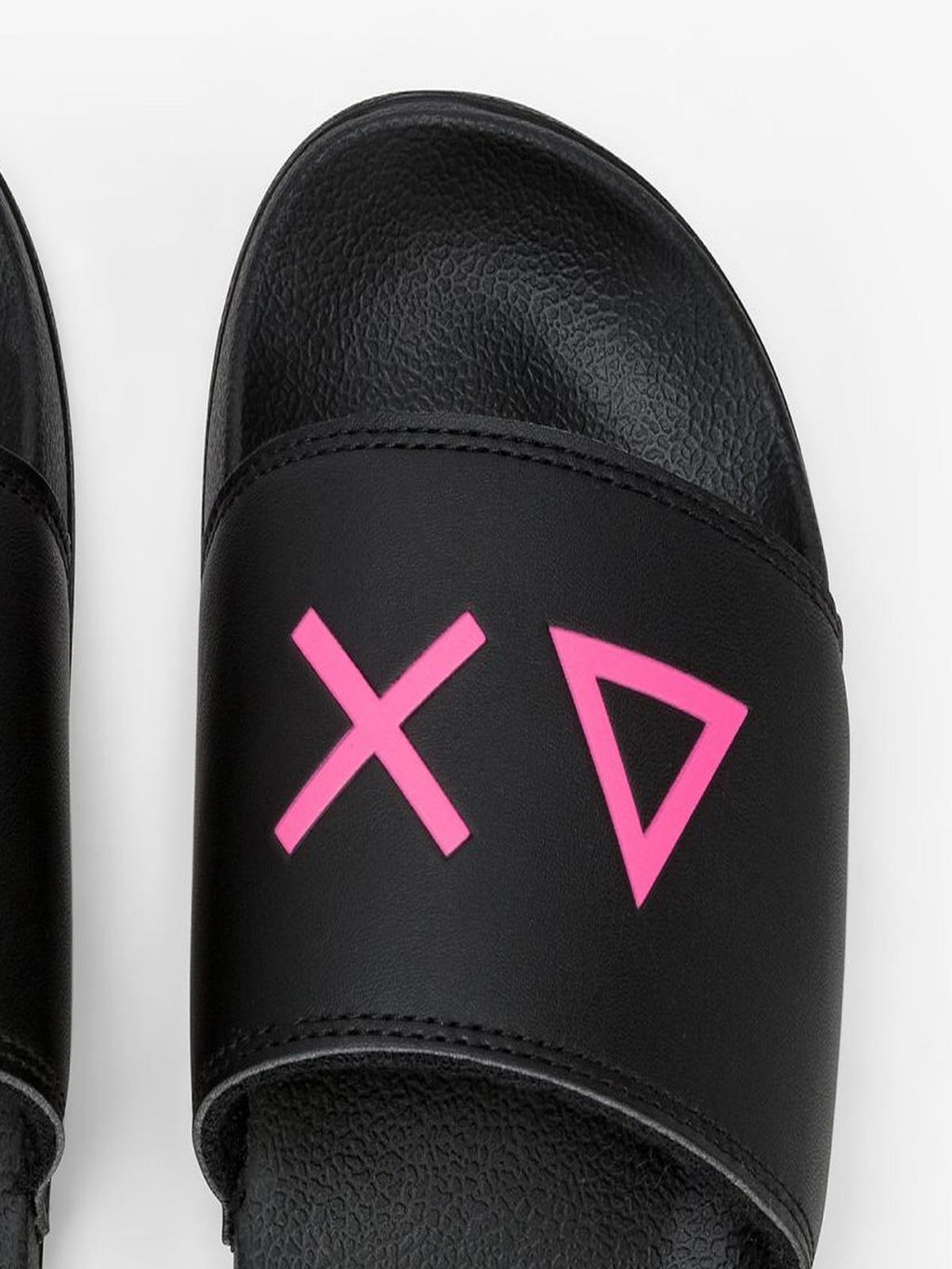 SLIPPERS LOGO 