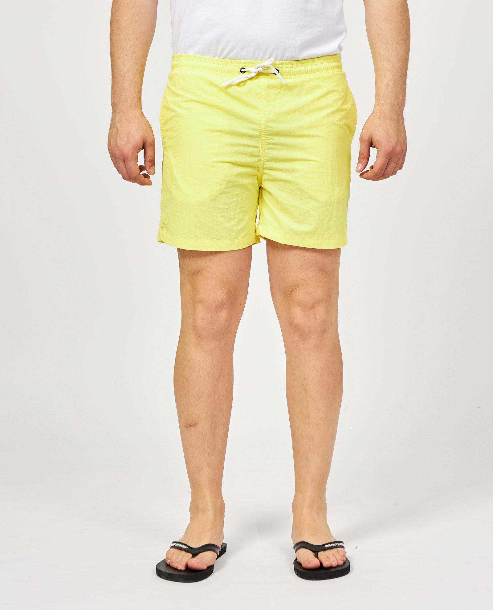 D700 US00/0325 YES ZEE