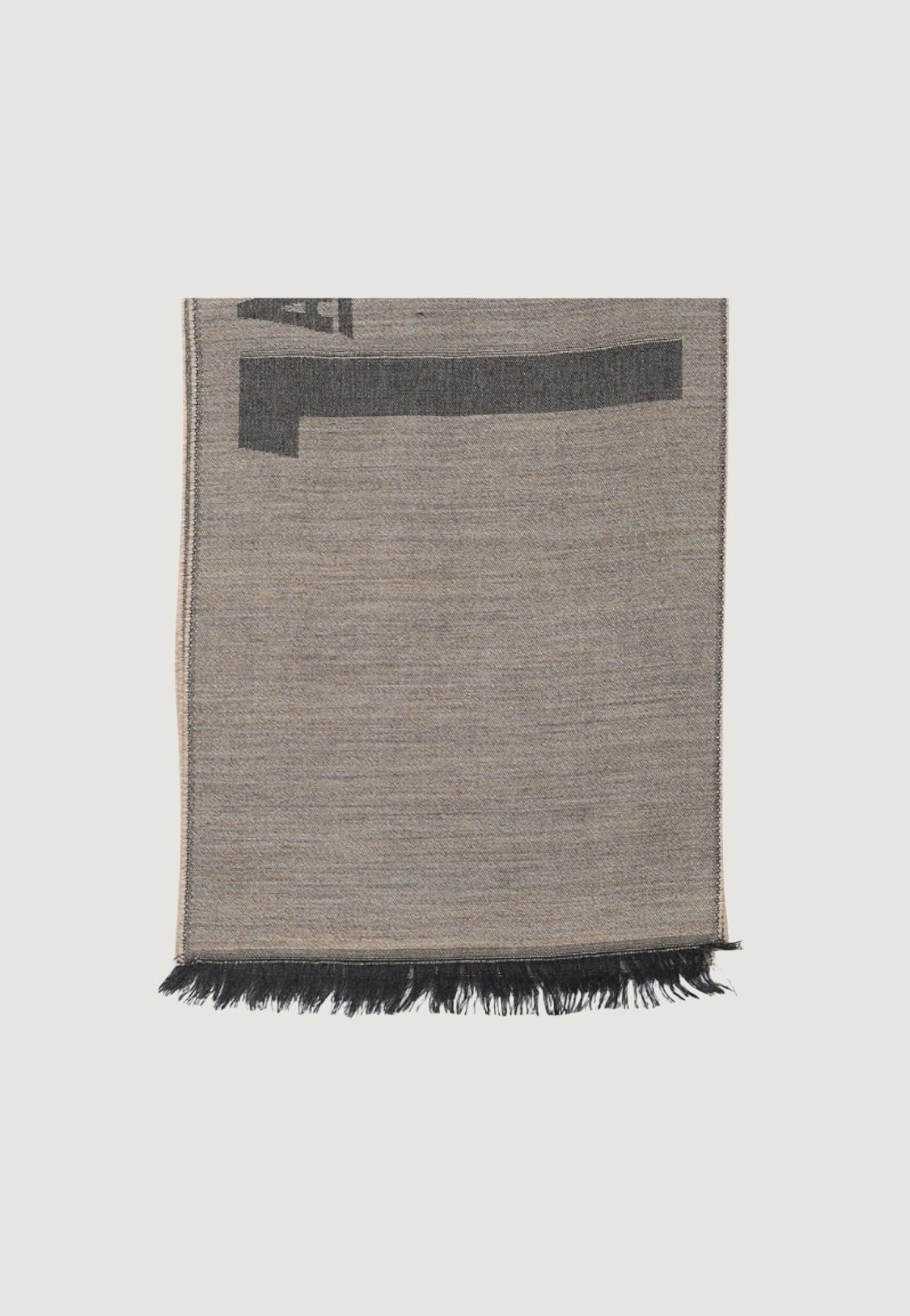 S565 1749/0548 Alviero Martini 1ª CLASSE