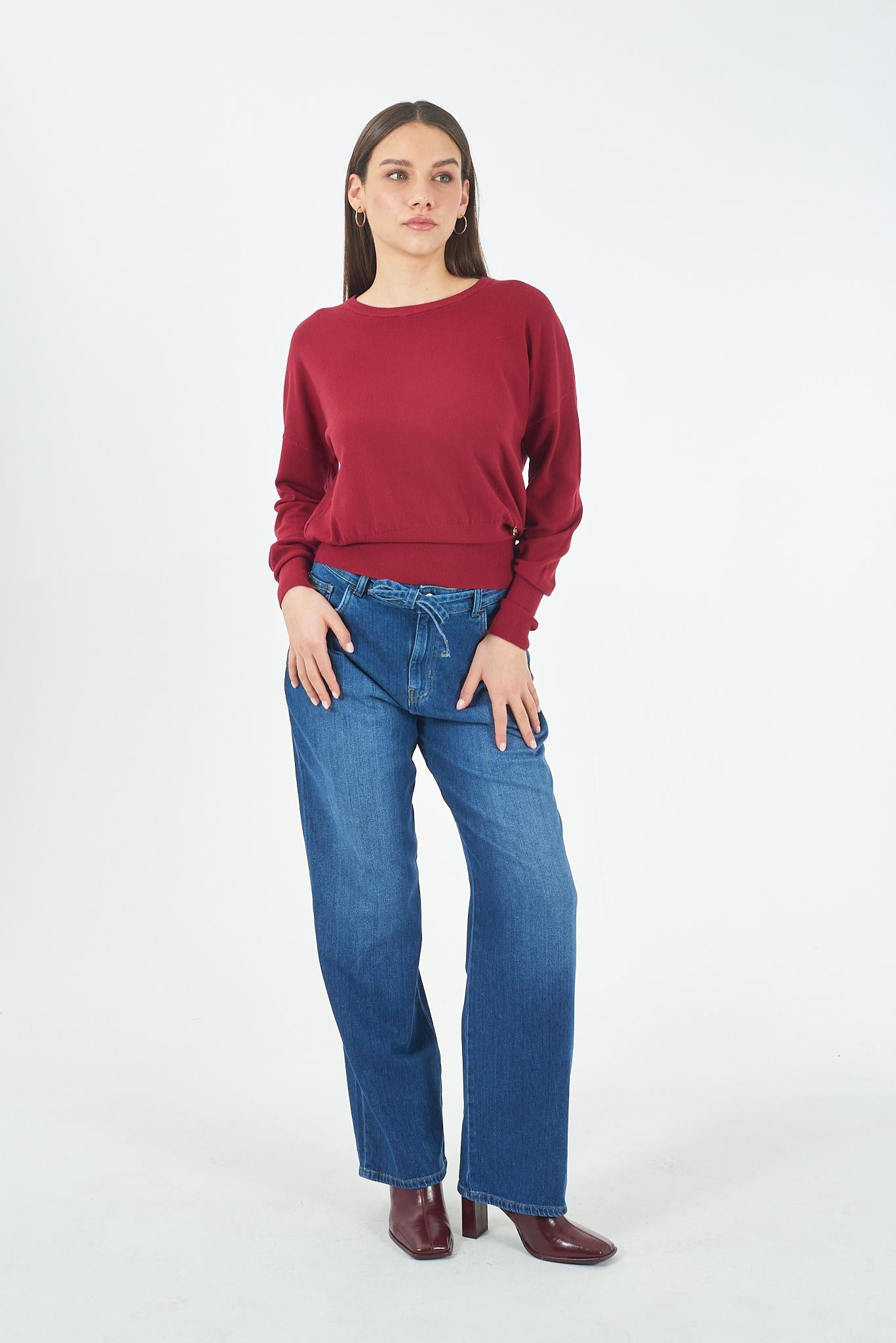 M051 RU00/0562 YES ZEE