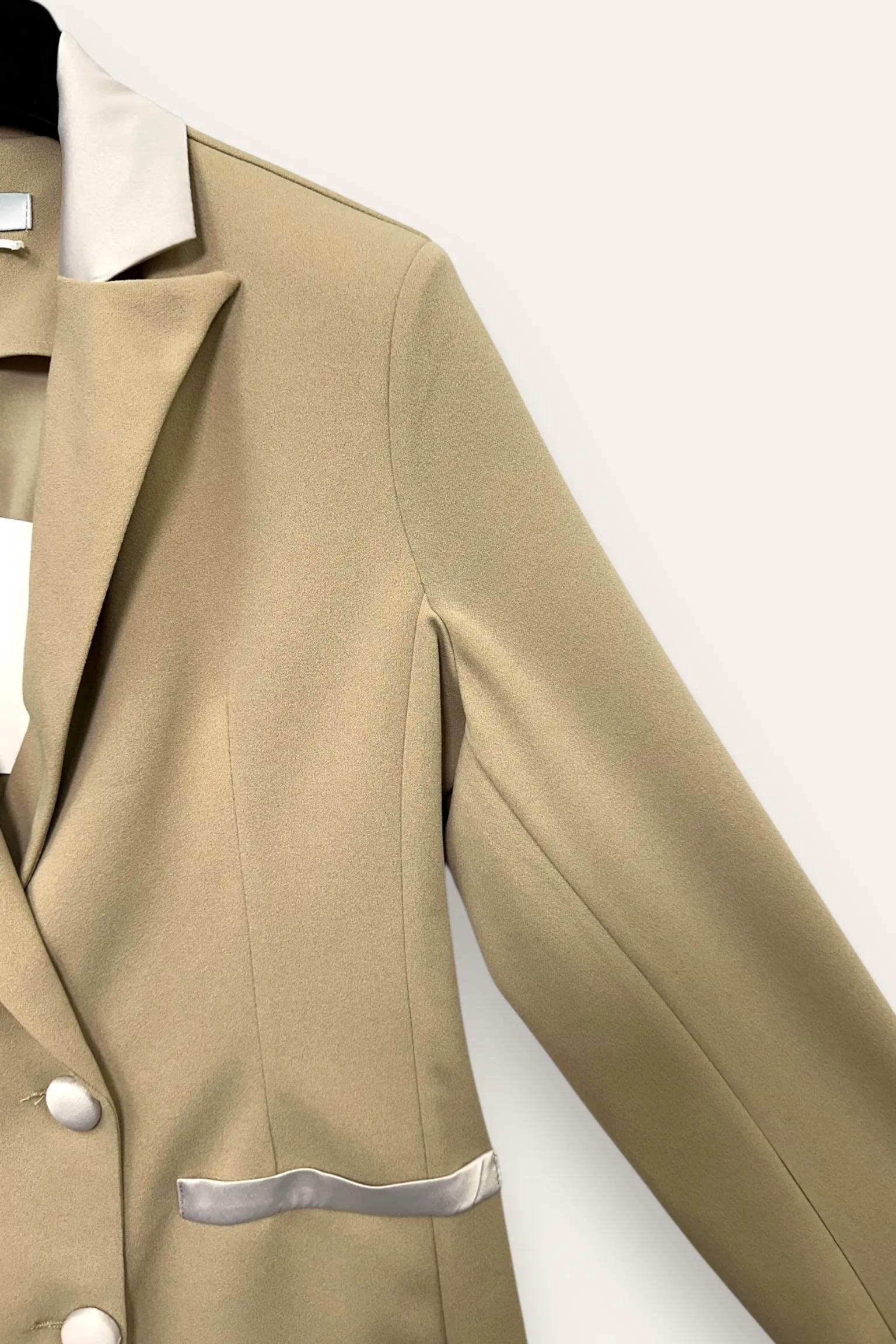 Giacca doppio petto con inserti in raso AM-10693-AM-8041/Beige LOVEme