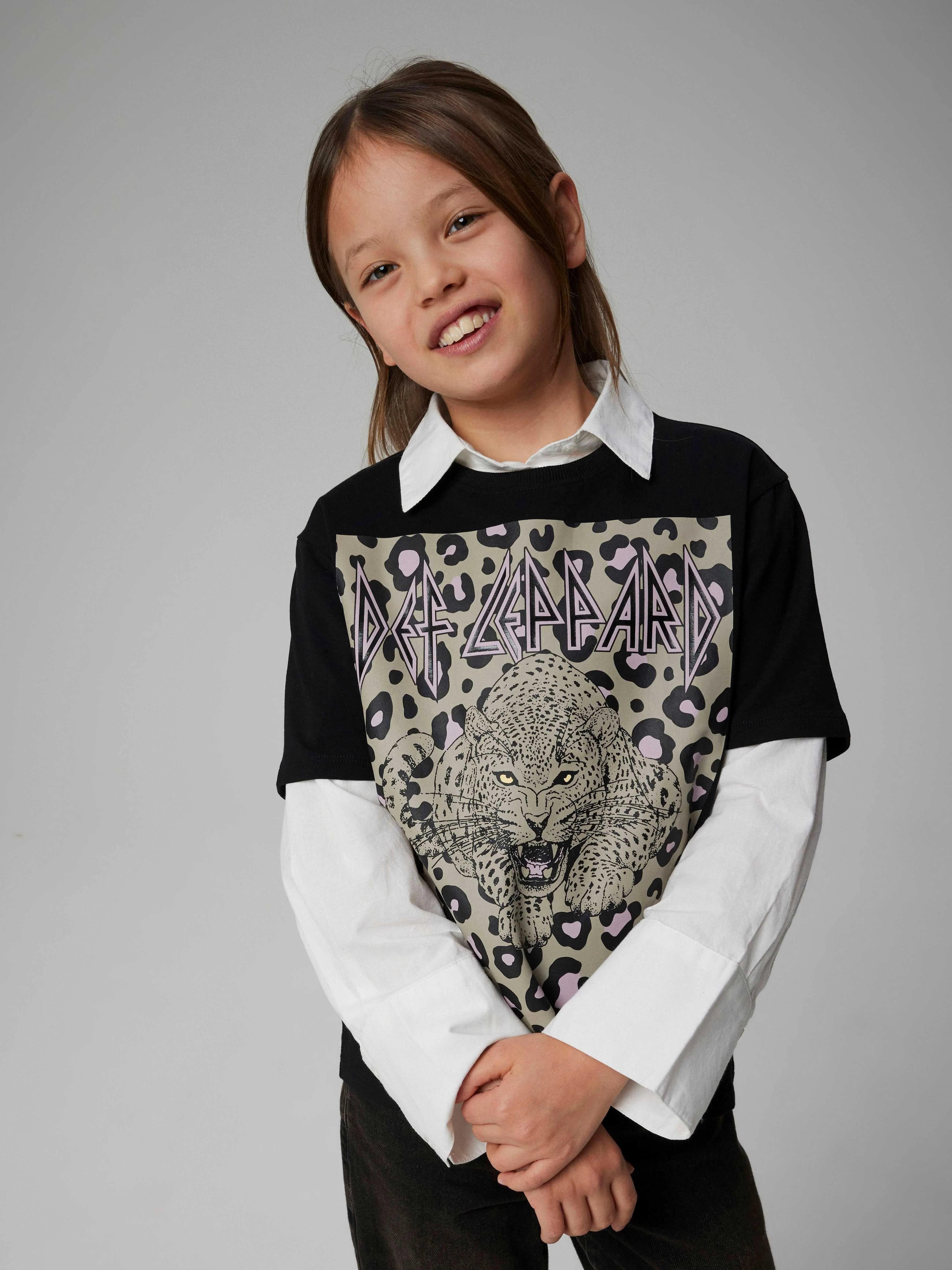 13247166/Black NAME.IT