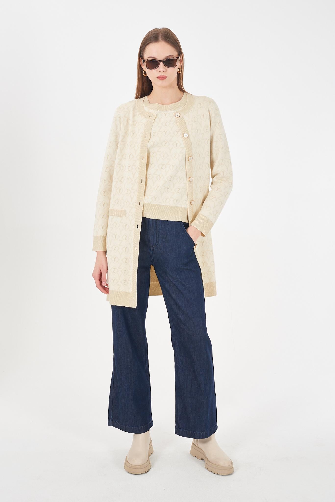 M024 BE00/2245 YES ZEE