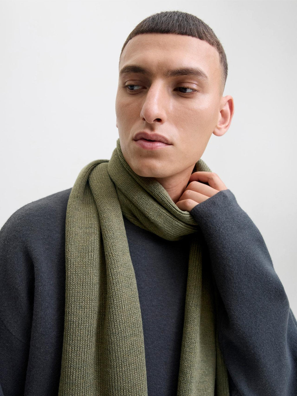 12098582/Dusty Olive JACK AND JONES