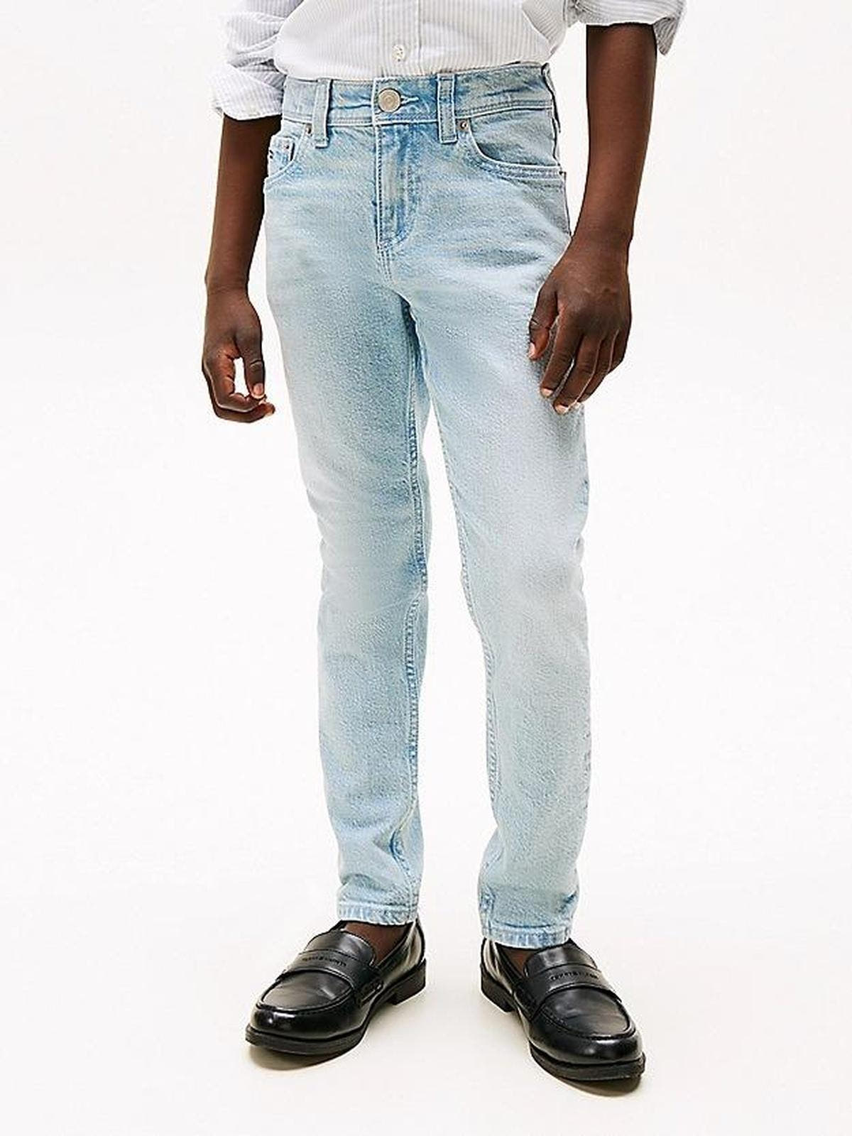 SCANTON Y SLIM FIT BLEACH JEAN 