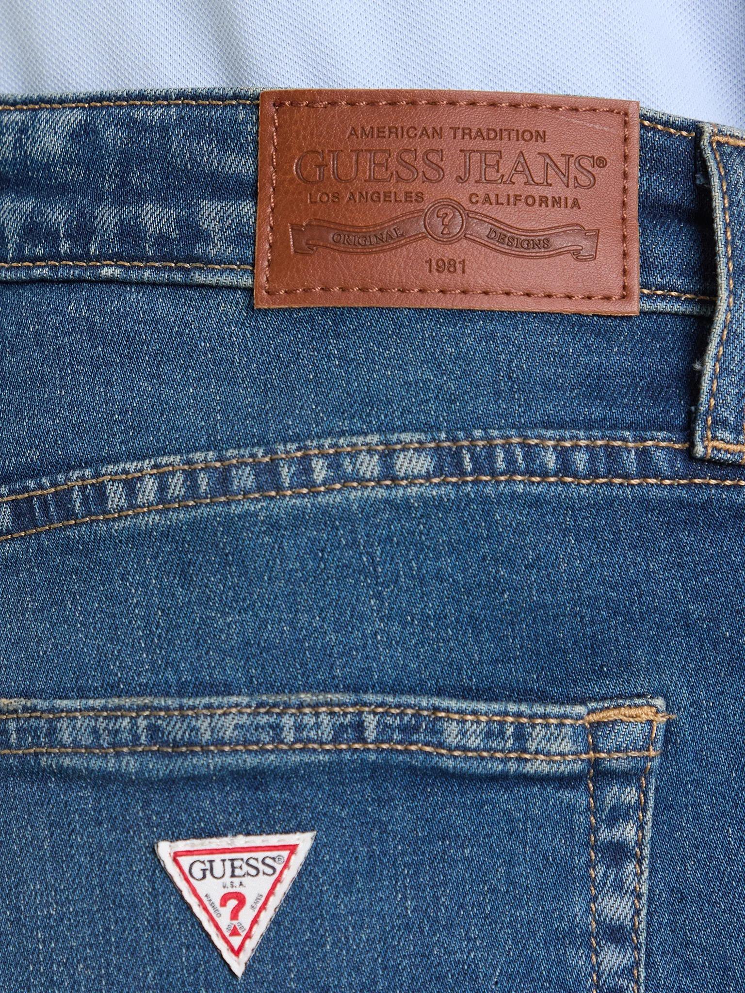 W5BA98D5RA3/GJVN GUESS