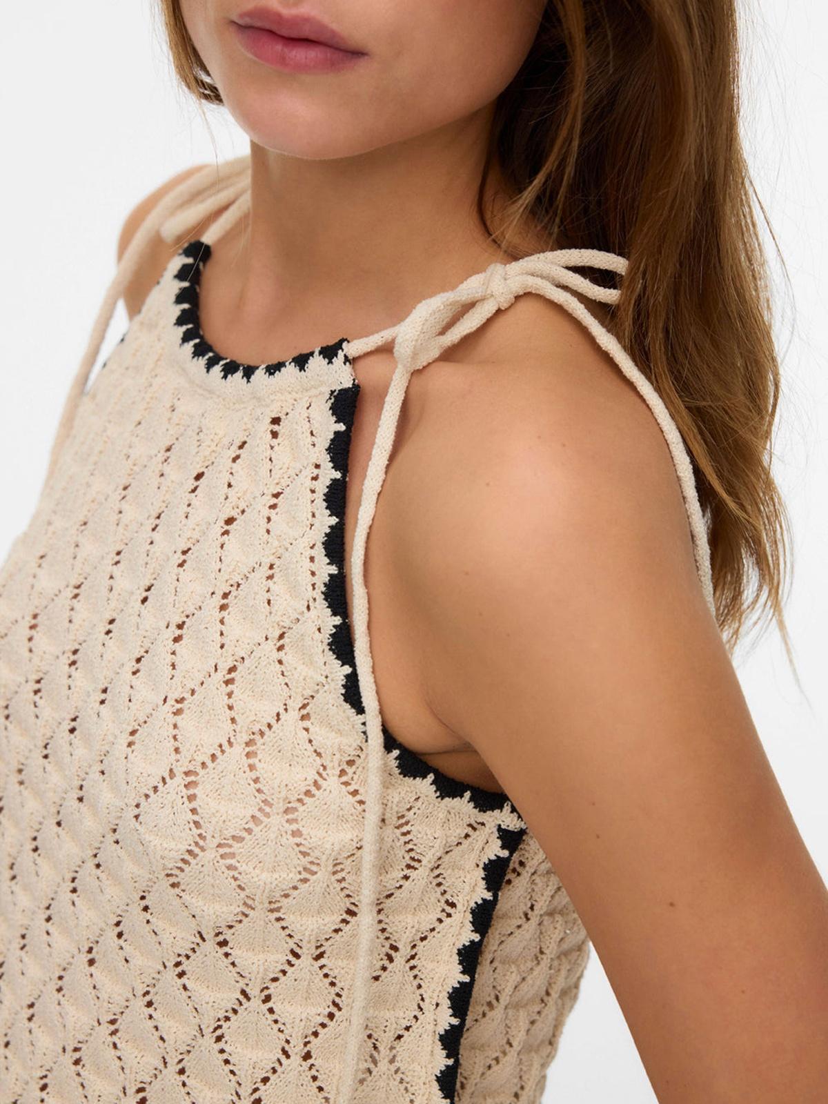 10346057/Birch BLACK CONTRAST VERO MODA
