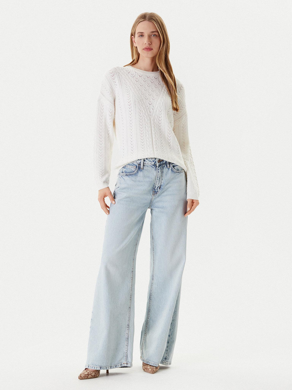 W5YR56Z2ZK2/G1O6 GUESS