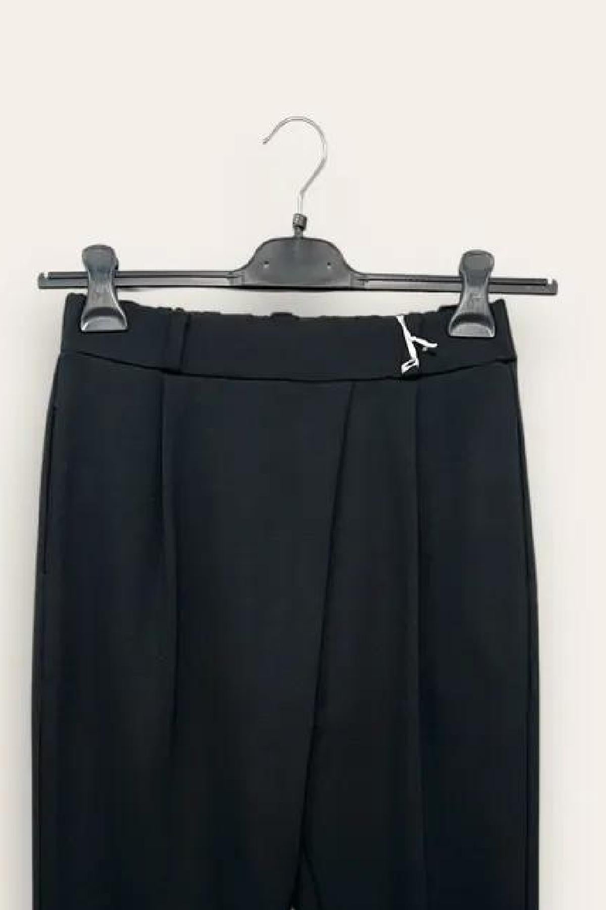 AM-14895/Nero LOVEme