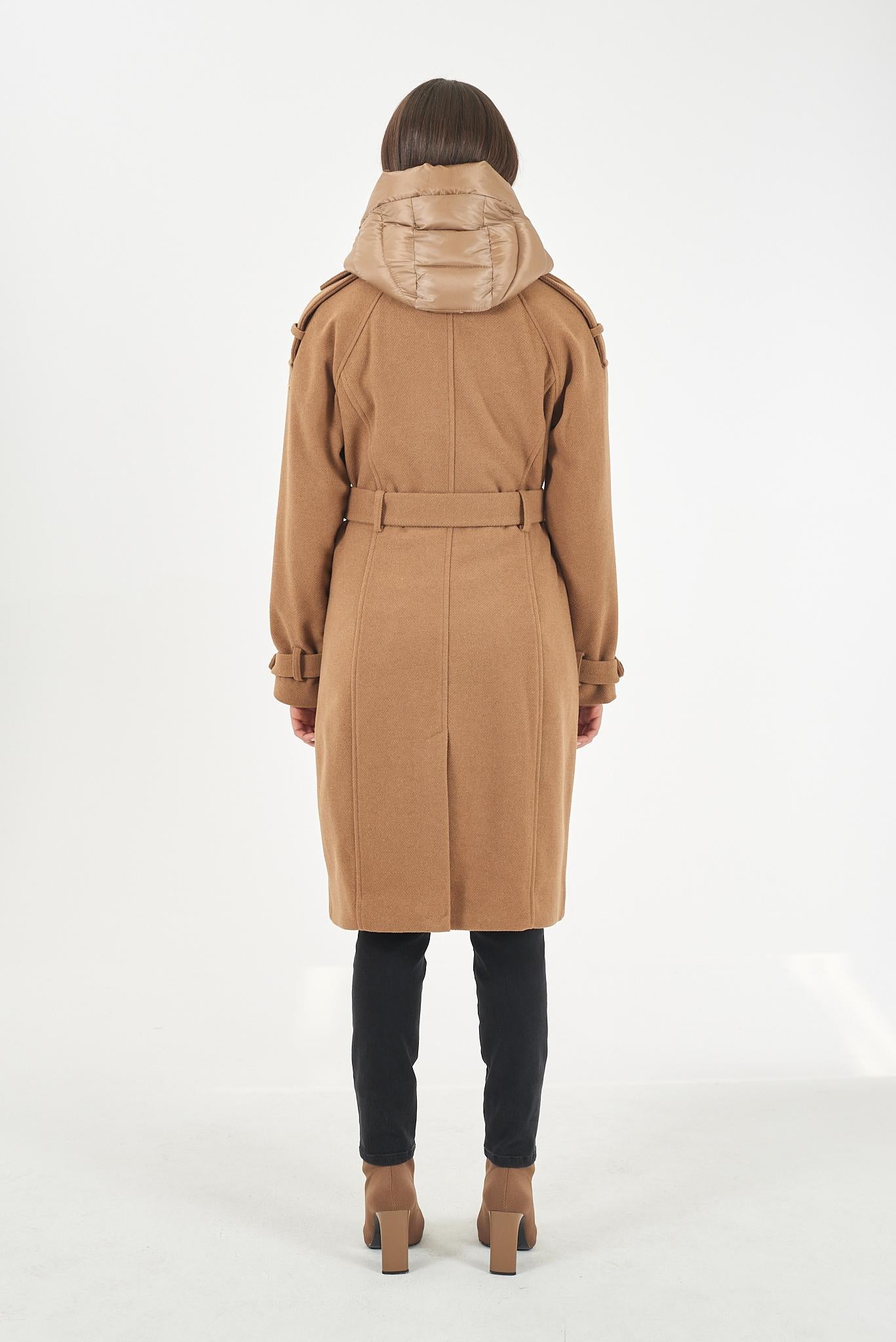 O058 KN00/0203 YES ZEE