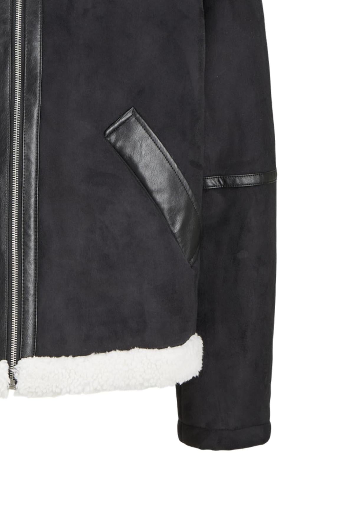 12279379/Black JACK AND JONES