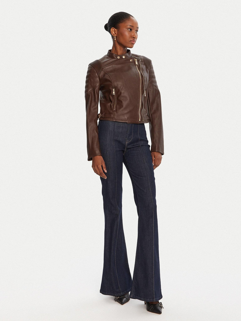 W5YL19WHDS0/FN09 GUESS