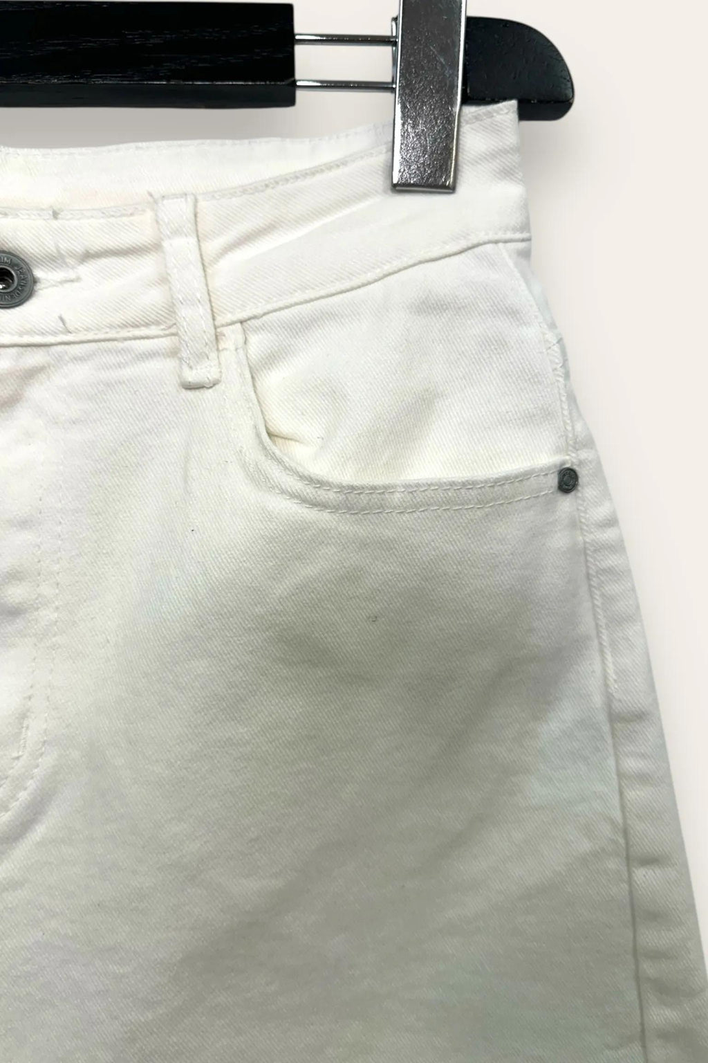 Shorts sfrangiato 