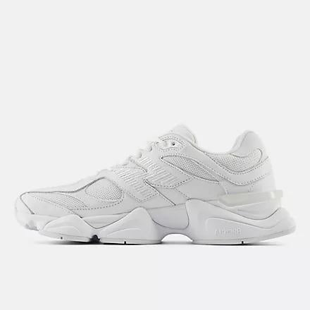 New Balance SNEAKERS 9060 IN PELLE E TESSUTO MULTICOLOR 