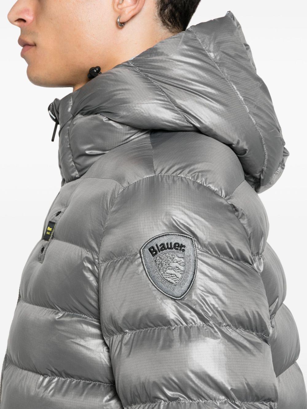 24WBLUC02055 005958/976LU BLAUER