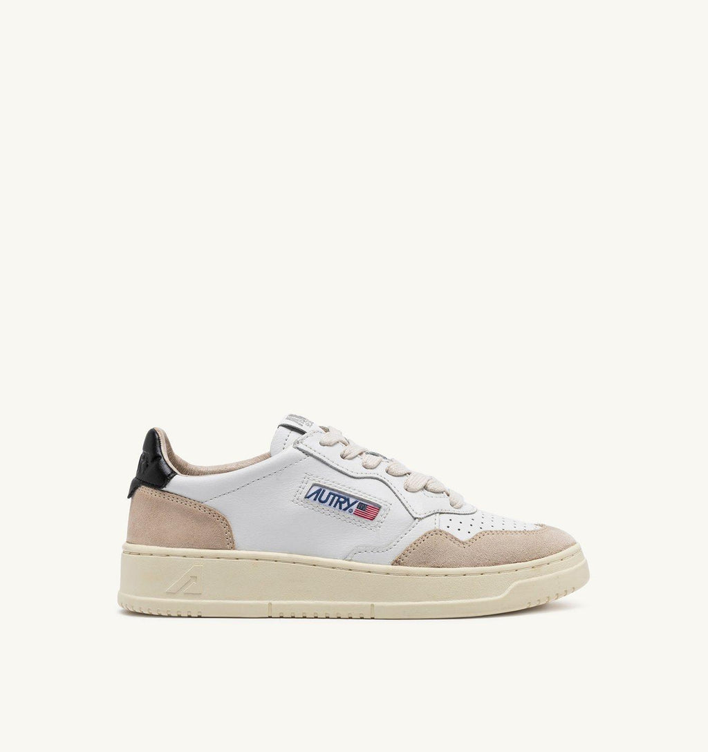 MEDALIST LOW MAN LEAT/SUEDE AULM-LS21/WHT/BLK AUTRY