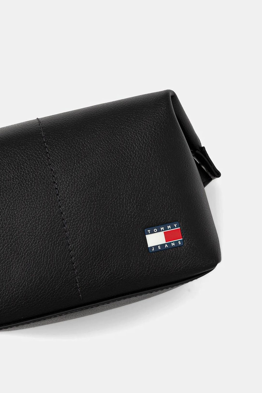 TJM HERITAGE LEATHER WASHBAG AM0AM13693/BDS TOMMY JEANS
