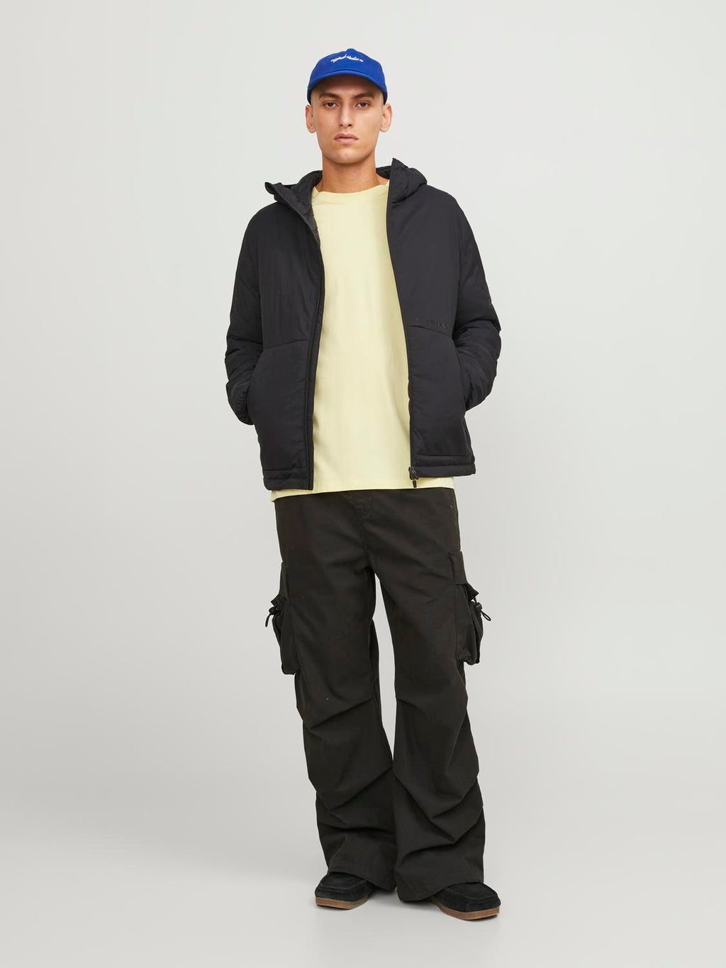 12156101/French Vanilla JACK AND JONES