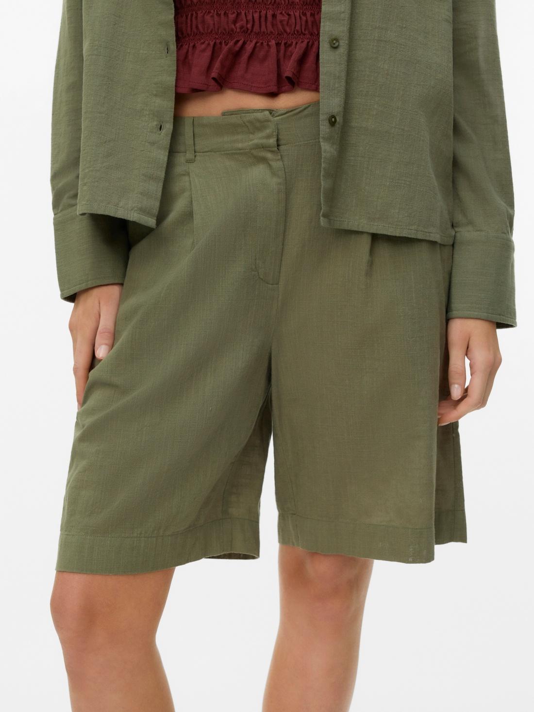 10344940/Deep Lichen Green VERO MODA