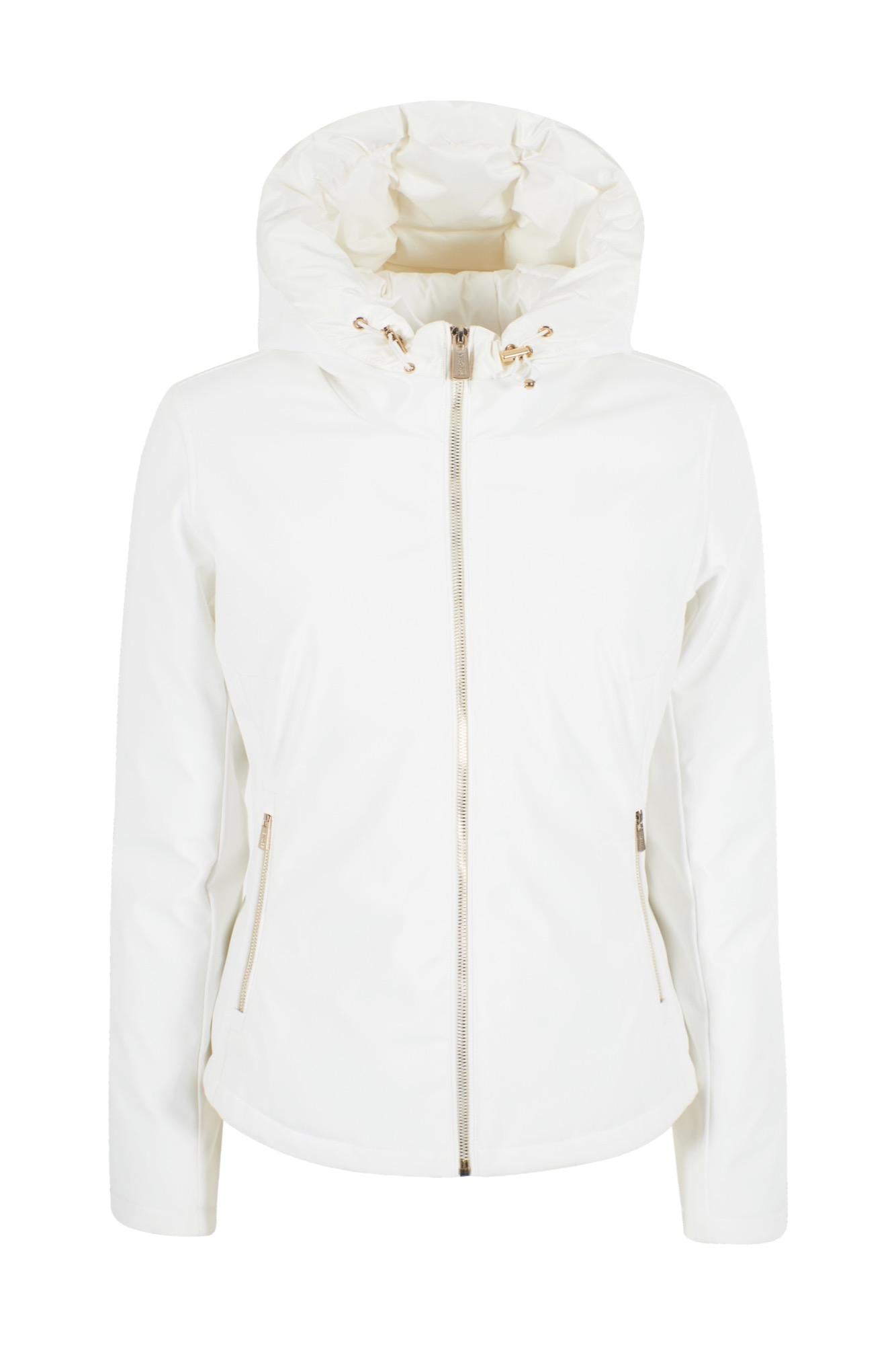 j028 m200/0157 YES ZEE