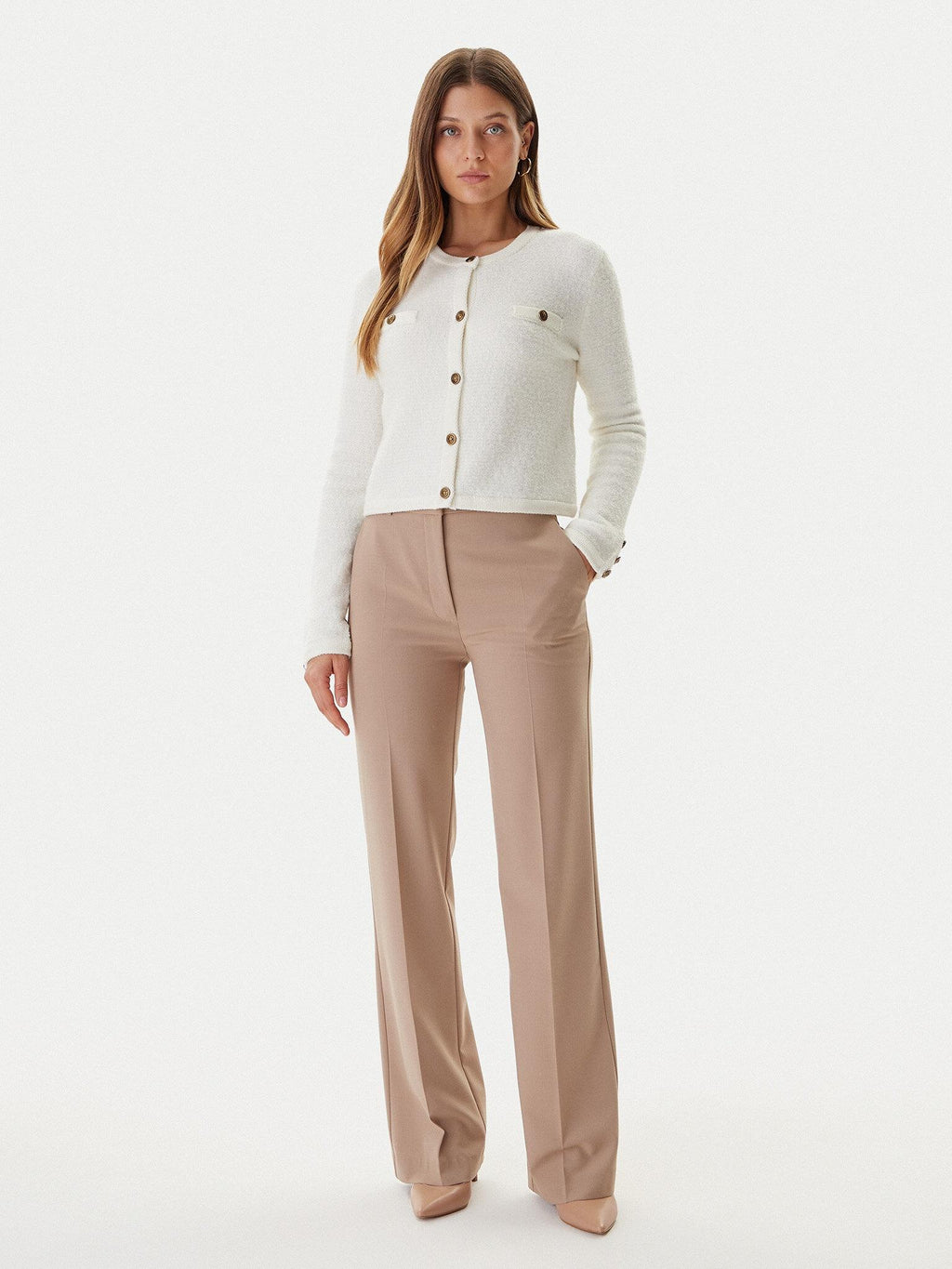 W5BR0AZ4040/G1O6 GUESS