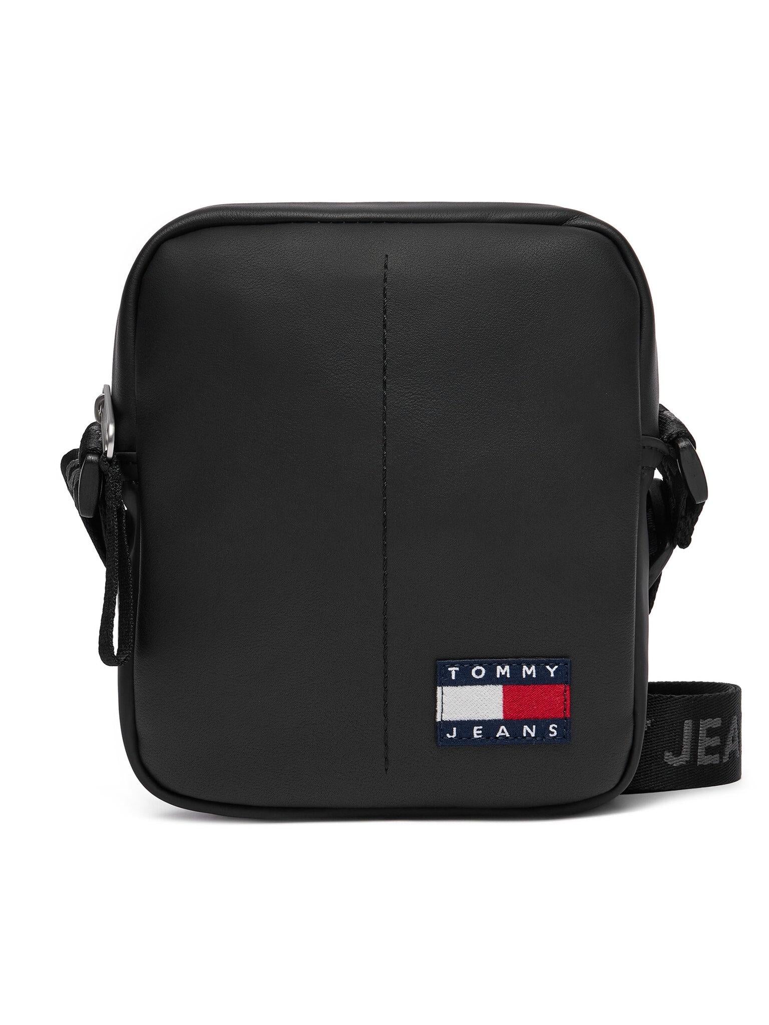 TJM ESS DAILY PU REPORTER AM0AM13712/BDS TOMMY JEANS