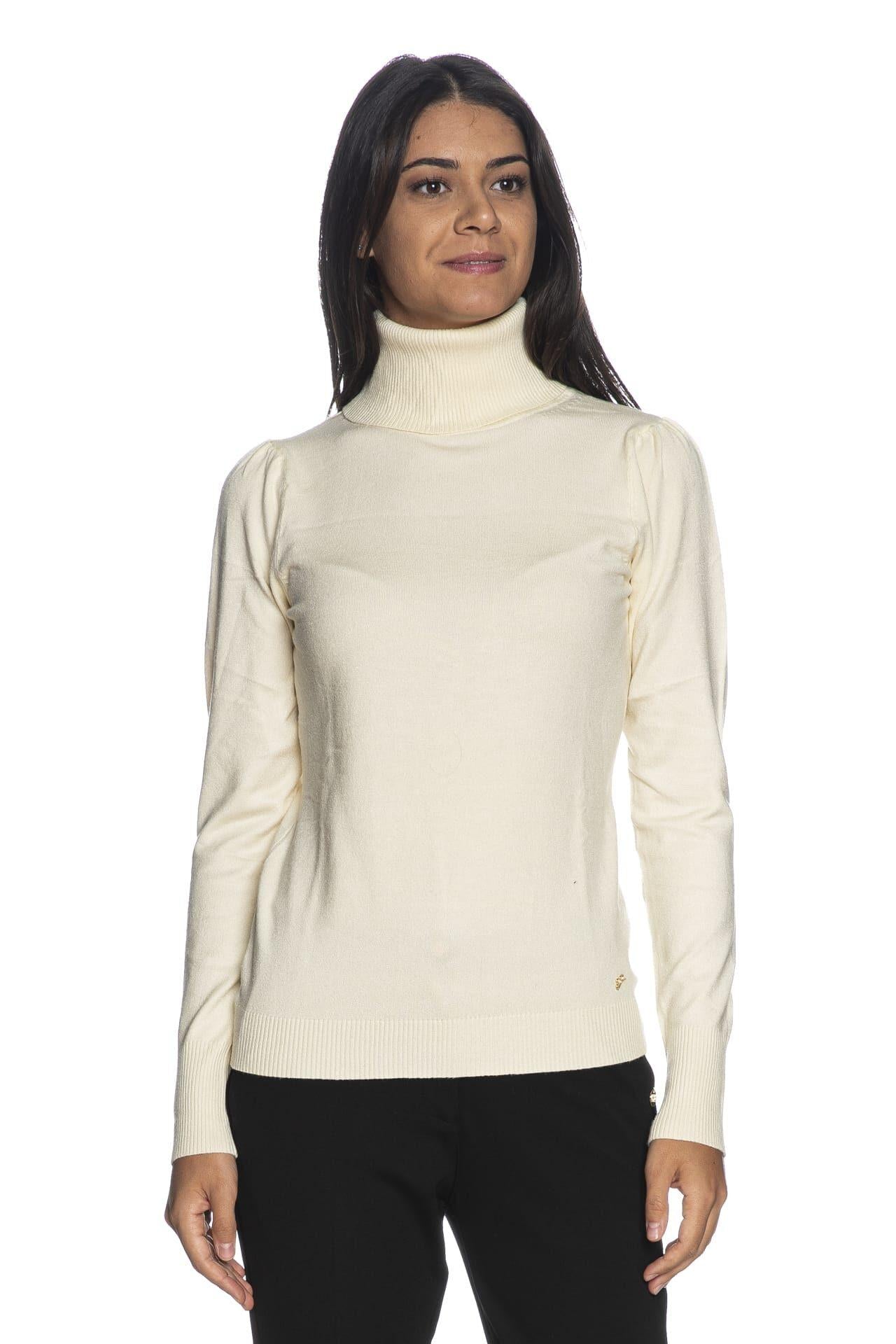 M038 RU00/0157 YES ZEE