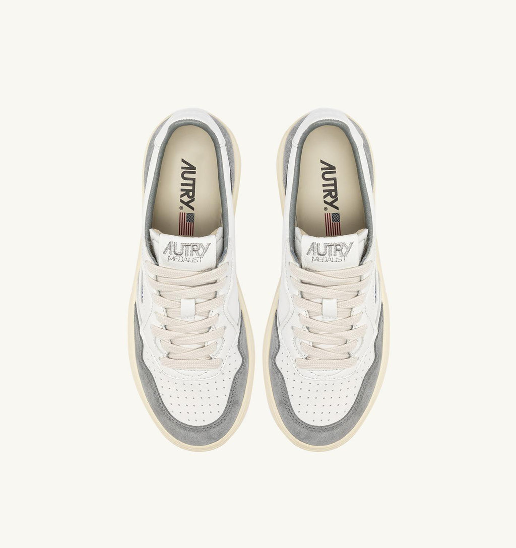 Sneakers Autry Medalist Low in pelle di capra e suede Bianco/Grigio 