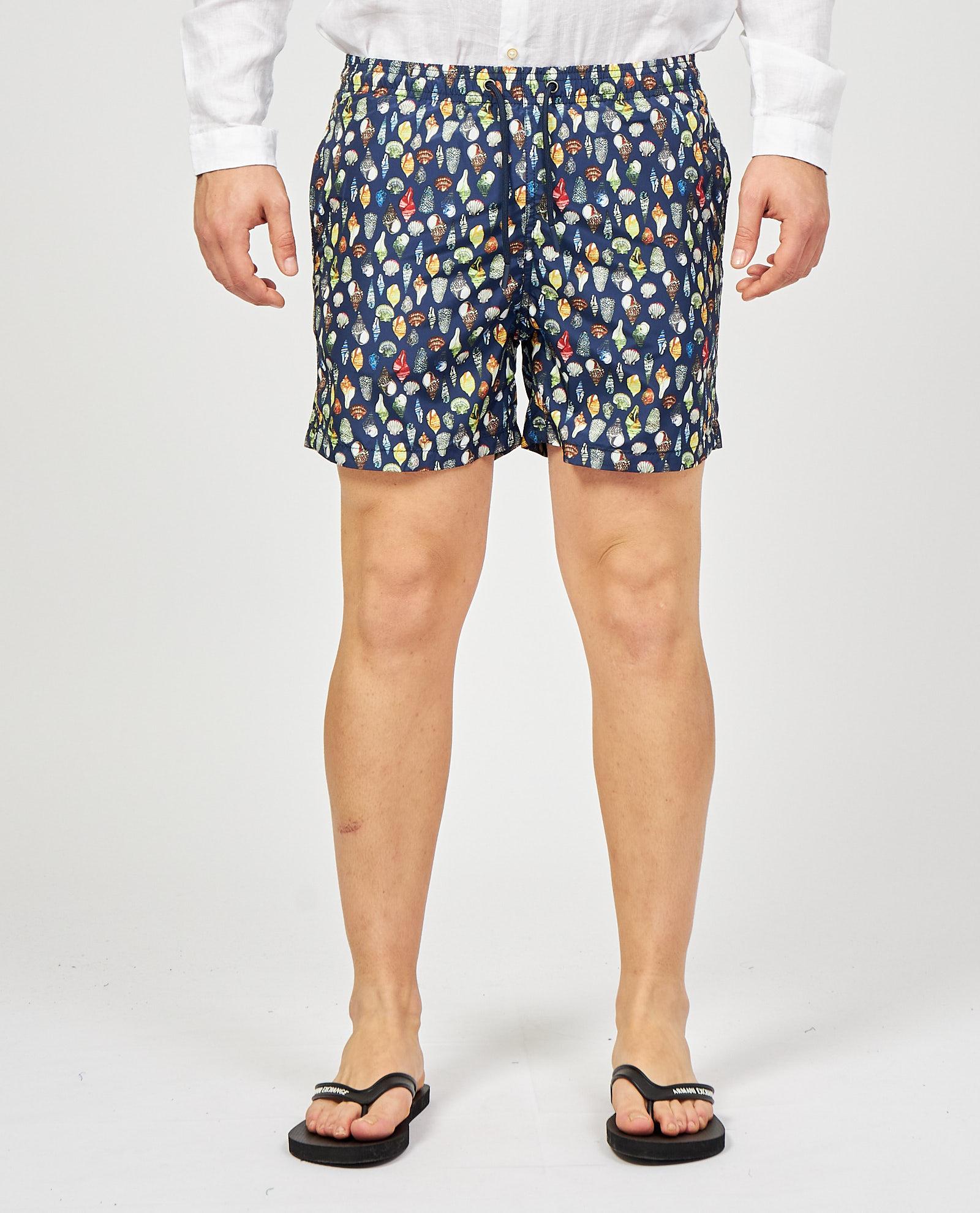 D700 US00/2004 YES ZEE