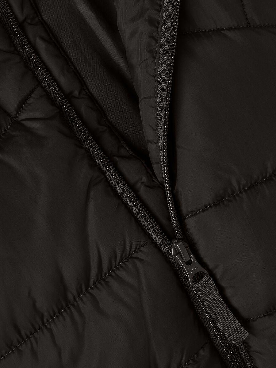 13216477/Black NAME.IT