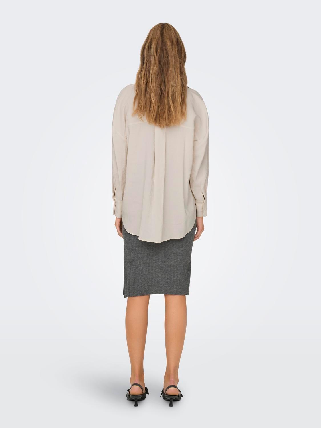 15272523/Antique White ONLY