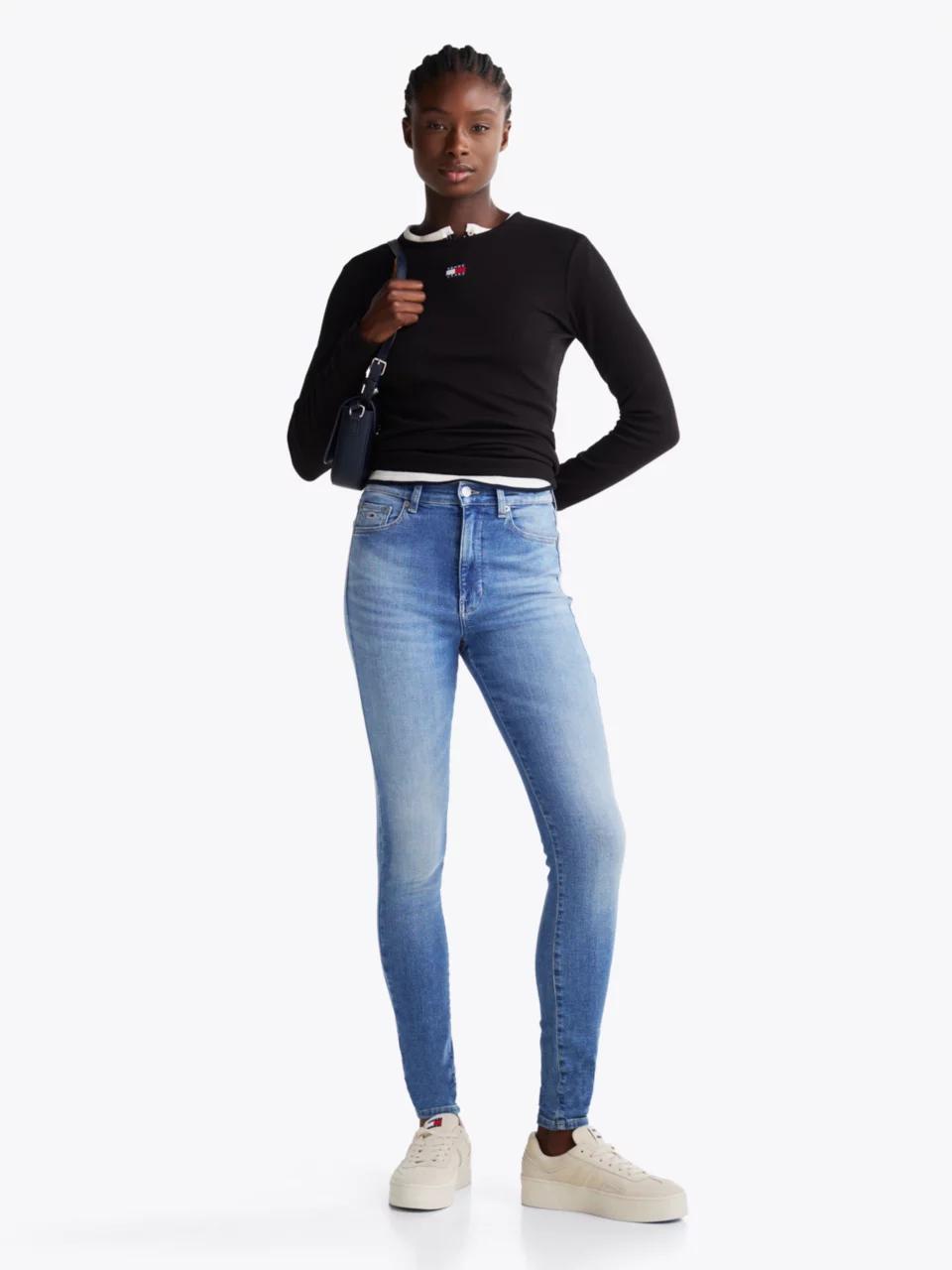 SYLVIA HGH SKN AI123 DW0DW20223/1A5 TOMMY JEANS