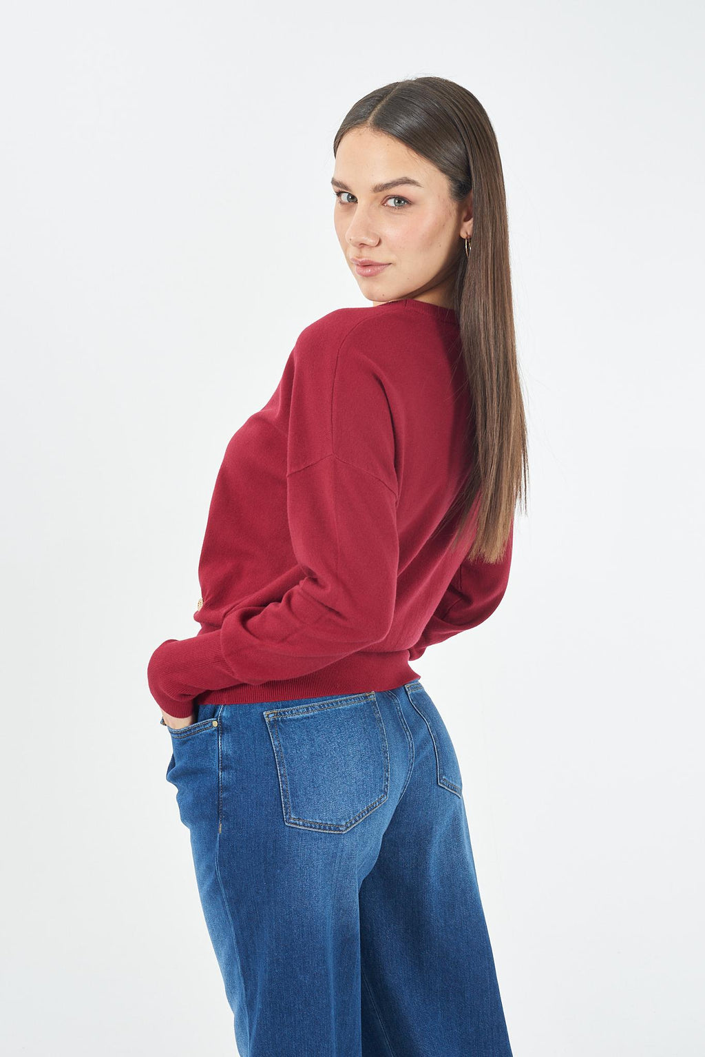 M051 RU00/0562 YES ZEE