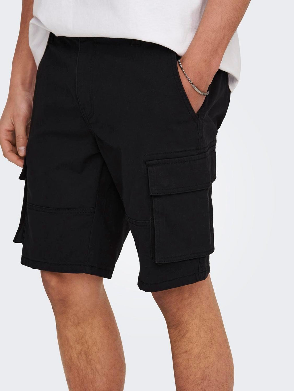 22016689/Black ONLY&SONS