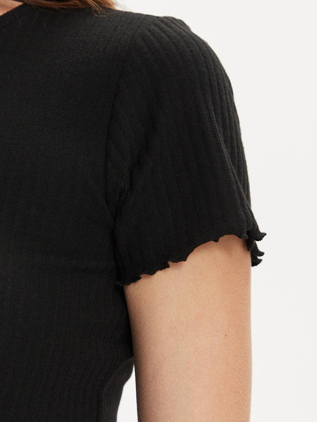 15201206/Black ONLY