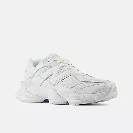 New Balance SNEAKERS 9060 IN PELLE E TESSUTO MULTICOLOR 