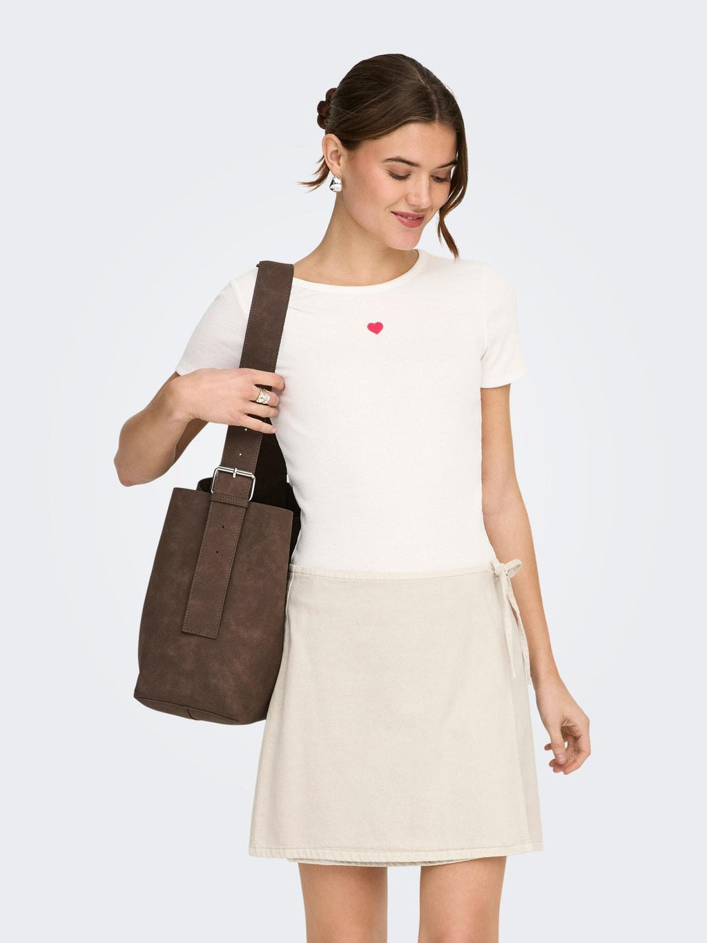 15342939/Cloud Dancer RED HEART ONLY