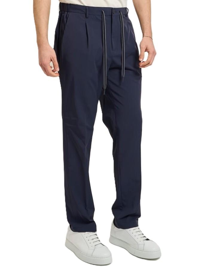 P670 KQ00/0710 YES ZEE