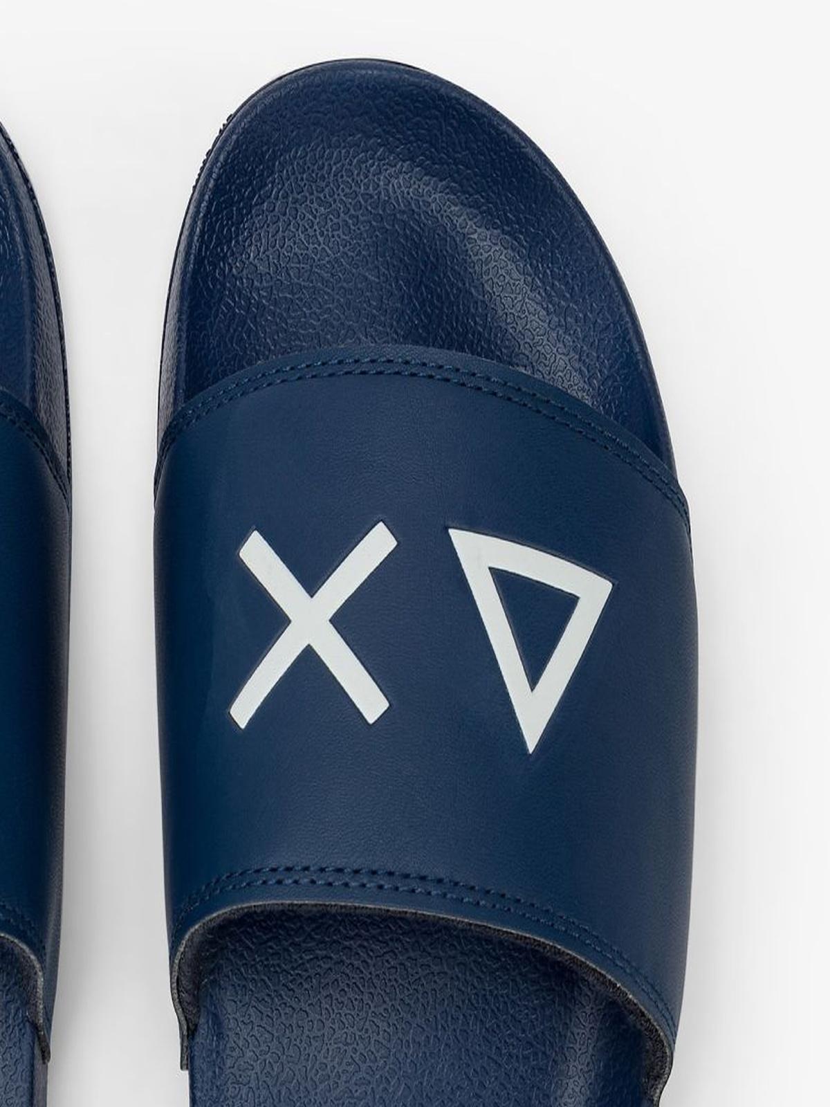 SLIPPERS LOGO 