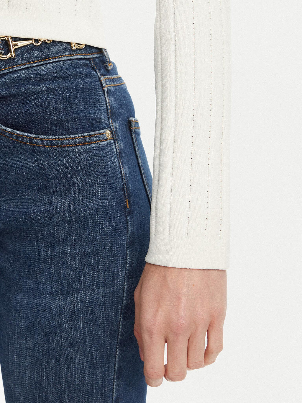 W5YR11Z0130/G012 GUESS