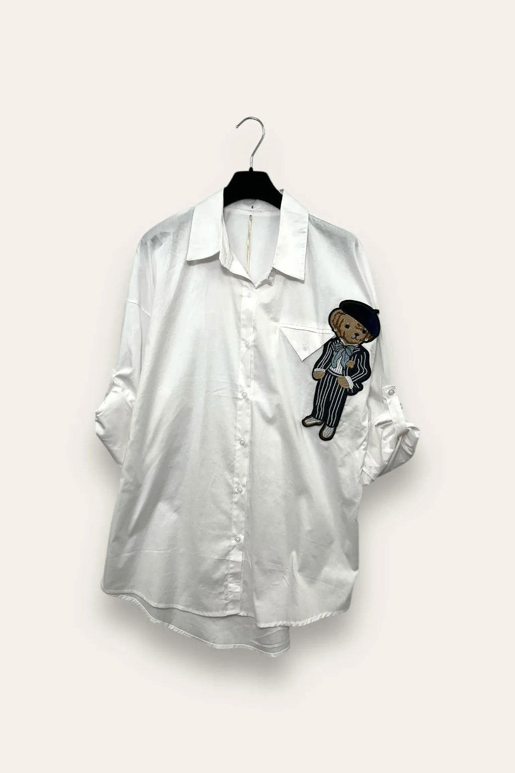 Camicia over con orso applicato e tasca triangolare OT-10735/Bianco LOVEme